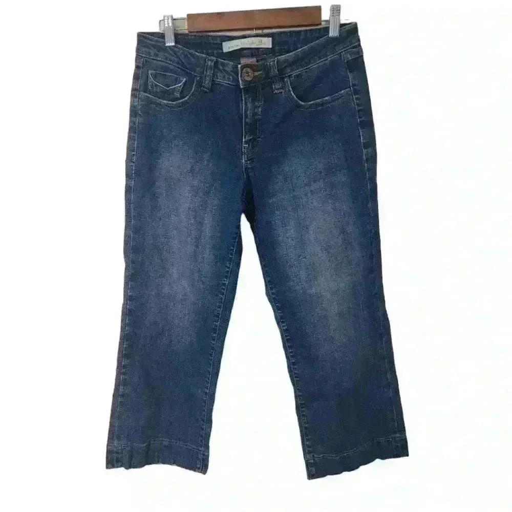 P5006 Christopher Blue medium denim Capri denim jeans size 32/8 nwot